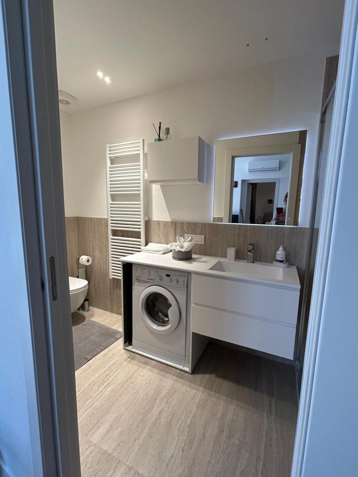 Vittorio Emanuele Apartment - Downtown Como Zewnętrze zdjęcie