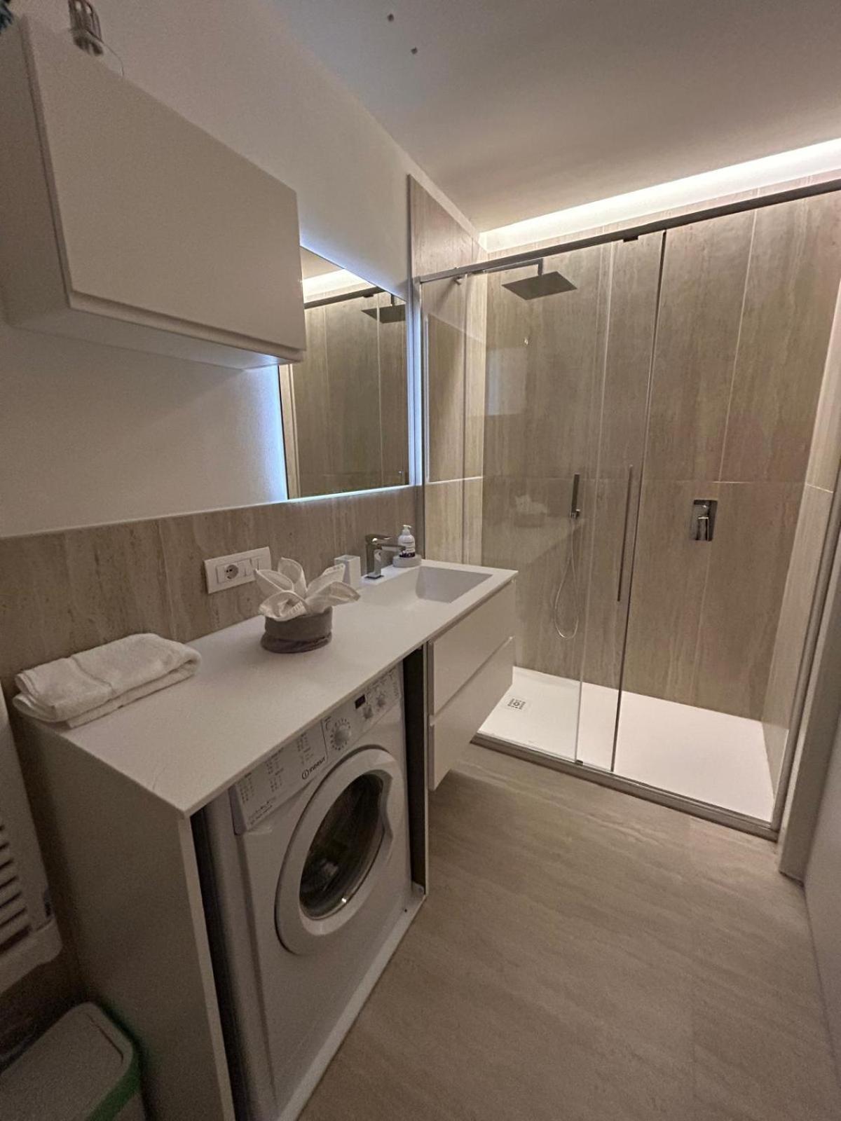 Vittorio Emanuele Apartment - Downtown Como Zewnętrze zdjęcie